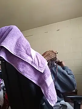 sithandrah - SITHANDRAH's free webcam - UK Sex Cams