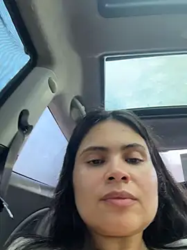 melanny10 (F milf) - Get me naked