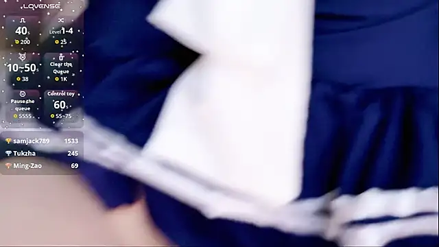 美女Nini-899在线直播