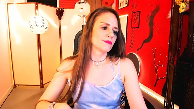 emiliabedy (F milf) - Hottest Conversation