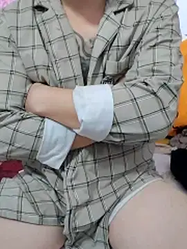 caige8888 (Ask my age) - 撸鸡吧，看屁用