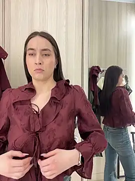 Holly_Play live sex cam