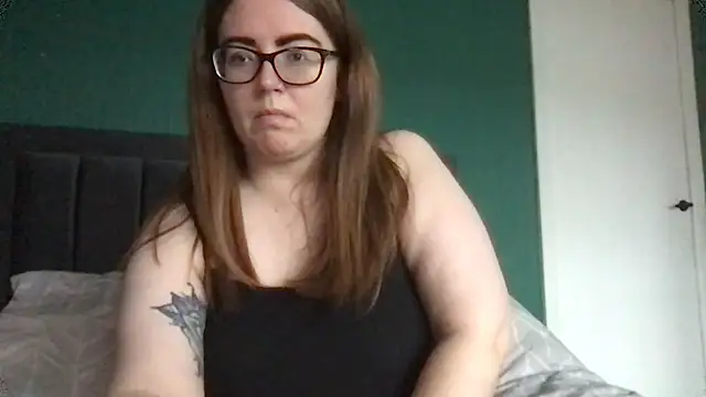 curvybx - CurvyBx's free webcam