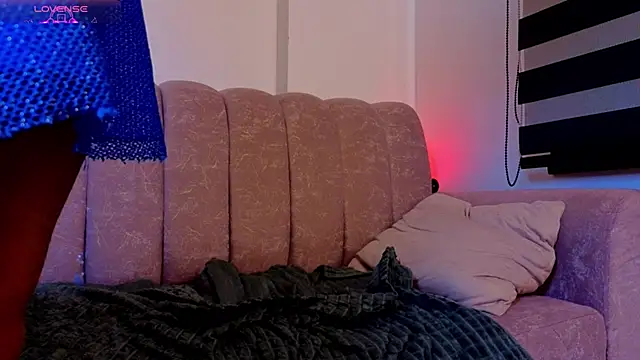 _scarletmoore (T young) - teasing cock