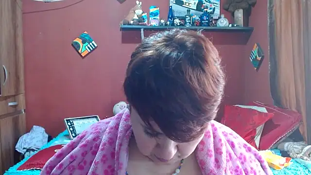 sasharosee2 - Sasharosee2's free webcam