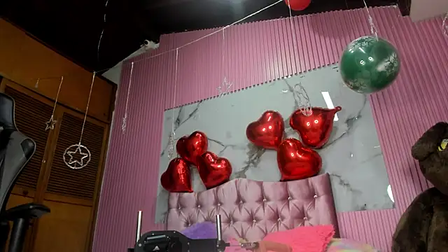 mindy_19 - Mindy_19's free webcam