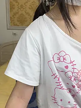 美女qingqingbaobei在线直播