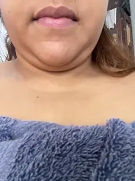 Webcam Model (Evabigass)  is live.Free join now!