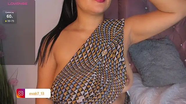 shara_queen1 live sex cam