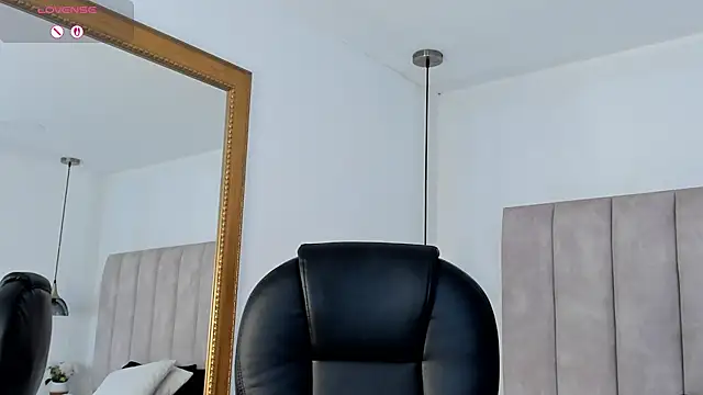 megan-8 - Megan-8's free webcam - UK Sex Cams