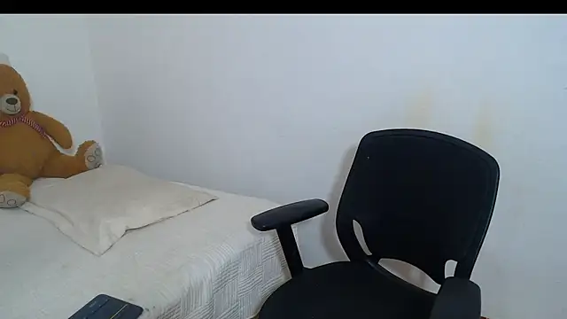 sweet1girl (Ask my age) - fuck ass hard fuck machine