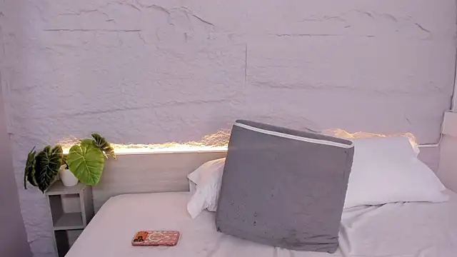 lanna_18_ (F young) - ⭐✨Oil in my body⭐✨