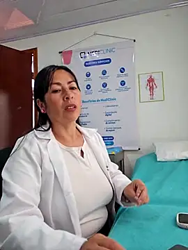 JustSamantha_ from StripChat is Freechat