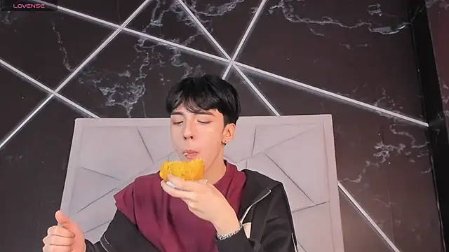 aerumchae - AerumChae's free webcam - UK Sex Cams