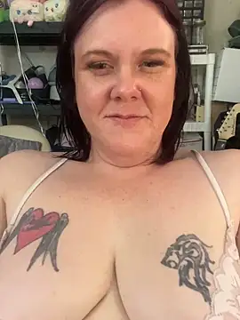 leenieb88 (G milf) - Let’s cum together