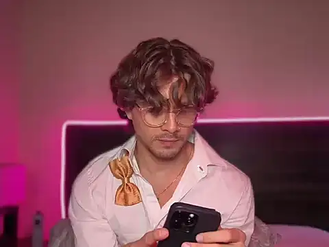 mcklister_kinky_feets (M young) - CUM AT GOAL