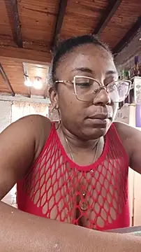 Webcam Model (ChanneldelaCroix)  is live.Free join now!