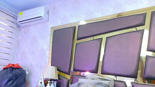 nicoleesposito - NicoleEsposito's free webcam - UK Sex Cams