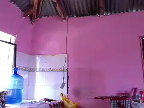 ladyzee25 - Ladyzee25's free webcam - UK Sex Cams