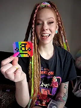 lucidlucy (F young) - Take my tshit off & get me naked