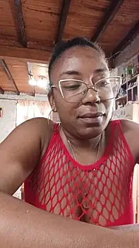 Webcam Model (ChanneldelaCroix)  is live.Free join now!