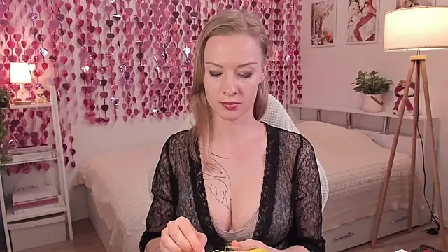 missrightx - MissRightX's free webcam