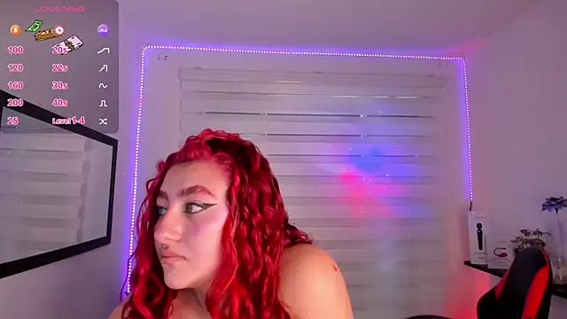 emily_jonesh - Emily_Jonesh's free webcam