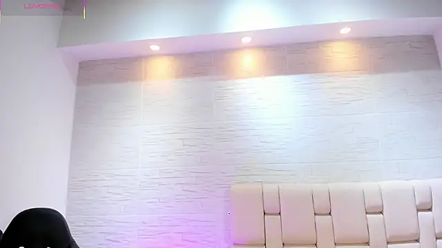 mell_muller - Mell_muller's free webcam