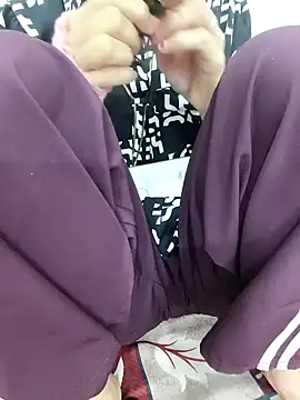 urs_sassyshikha - Urs_sassyshikha's free webcam - UK Sex Cams