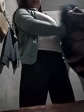 minssa502 - MINSSA502's free webcam - UK Sex Cams