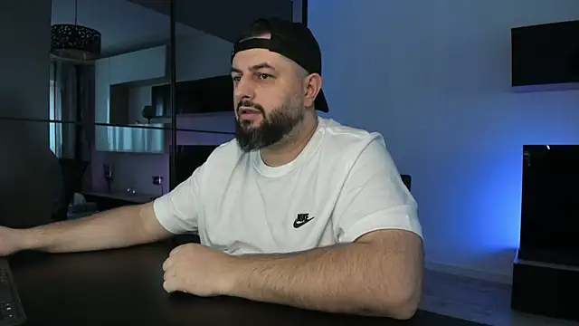 dravenpeak - DravenPeak's free webcam - UK Sex Cams