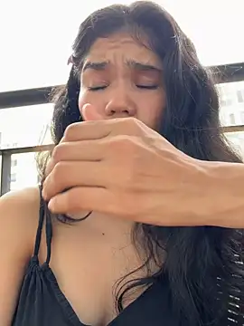 emycarver09 (F teen) - make my neighbors listen to me 🫣😈