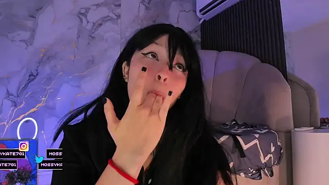 katemoss70 - Katemoss70's free webcam - UK Sex Cams