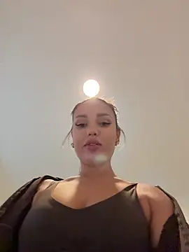 Syka0001 live sex cam