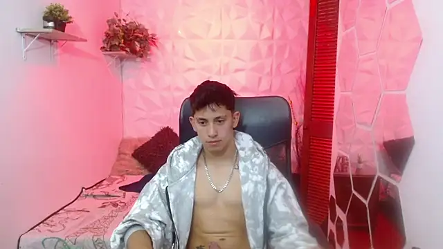 kei_23 (M twink) - 🎉Massage ass with oil🎉
