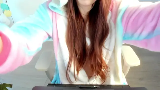 stacyluxxe - Stacyluxxe's free webcam - UK Sex Cams