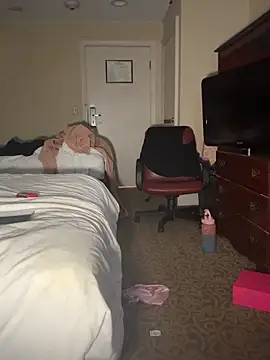 Ghoulsnooze_19 webcam