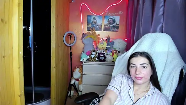 fiery_brunette_ - Fiery_Brunette_'s free webcam