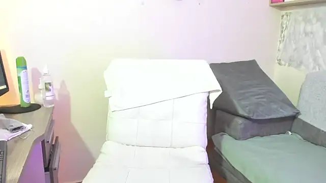 nyomi_browm - Nyomi_browm's free webcam