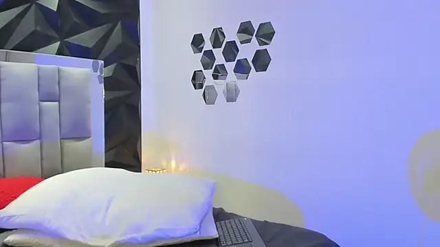 rabbitfox_ - RabbitFox_'s free webcam