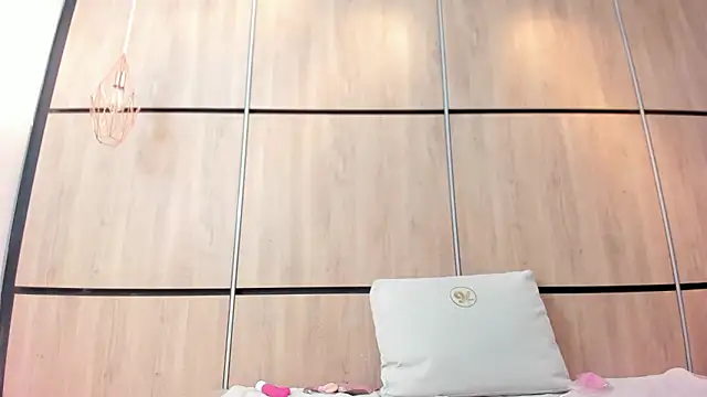 ikia_lopez_ - Ikia_lopez_'s free webcam