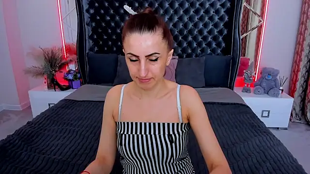 rebecca_diamond - Rebecca_Diamond's free webcam