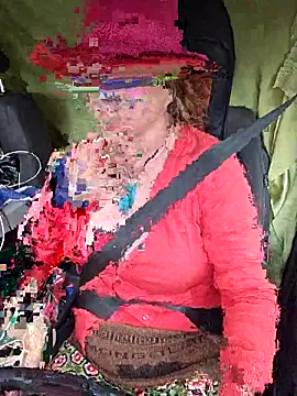 hot-muci - Hot-Muci's free webcam - UK Sex Cams