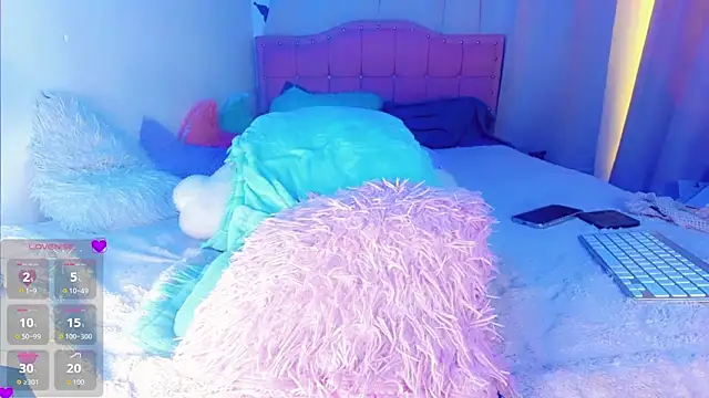 shiaki_04 - Shiaki_04's free webcam - UK Sex Cams