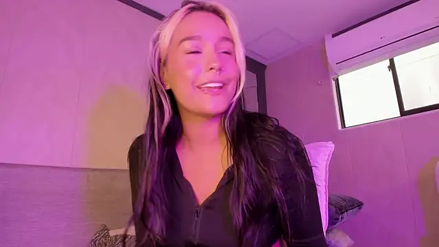 alicee_clark_ - Alicee_clark_'s free webcam - UK Sex Cams