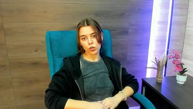 lynnwalker - LynnWalker's free webcam - UK Sex Cams