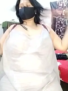 Webcam Model (Tishani)  is live.Free join now!