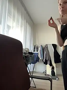 MaryHiggins live sex cam