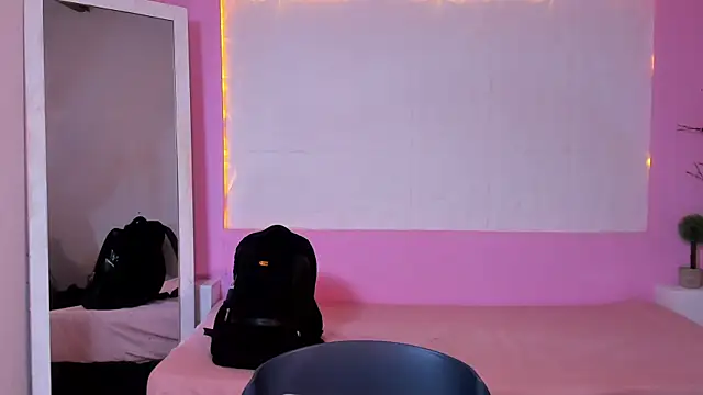 ivybliss8 - IvyBliss8's free webcam - UK Sex Cams