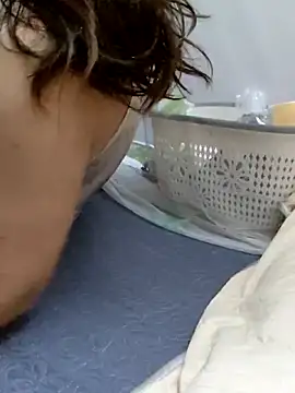 wetpussymomx - Wetpussymomx's free webcam - UK Sex Cams